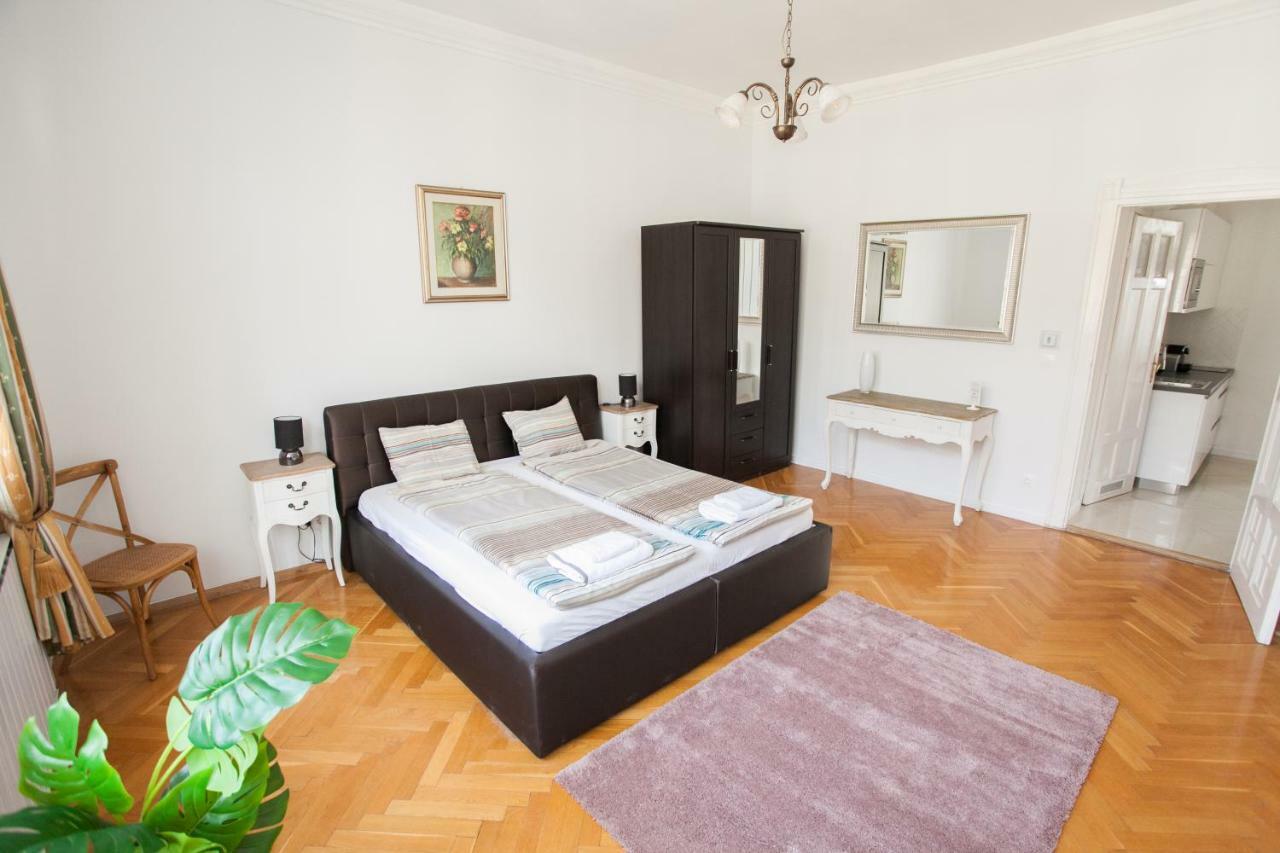 Chic & Charm Apartment Budapest Kültér fotó